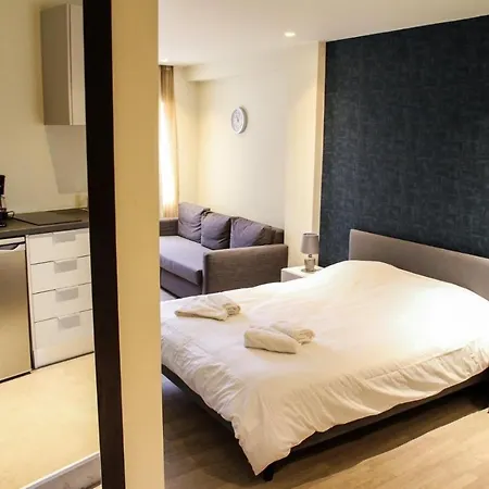 Pallados Suites Apartment *